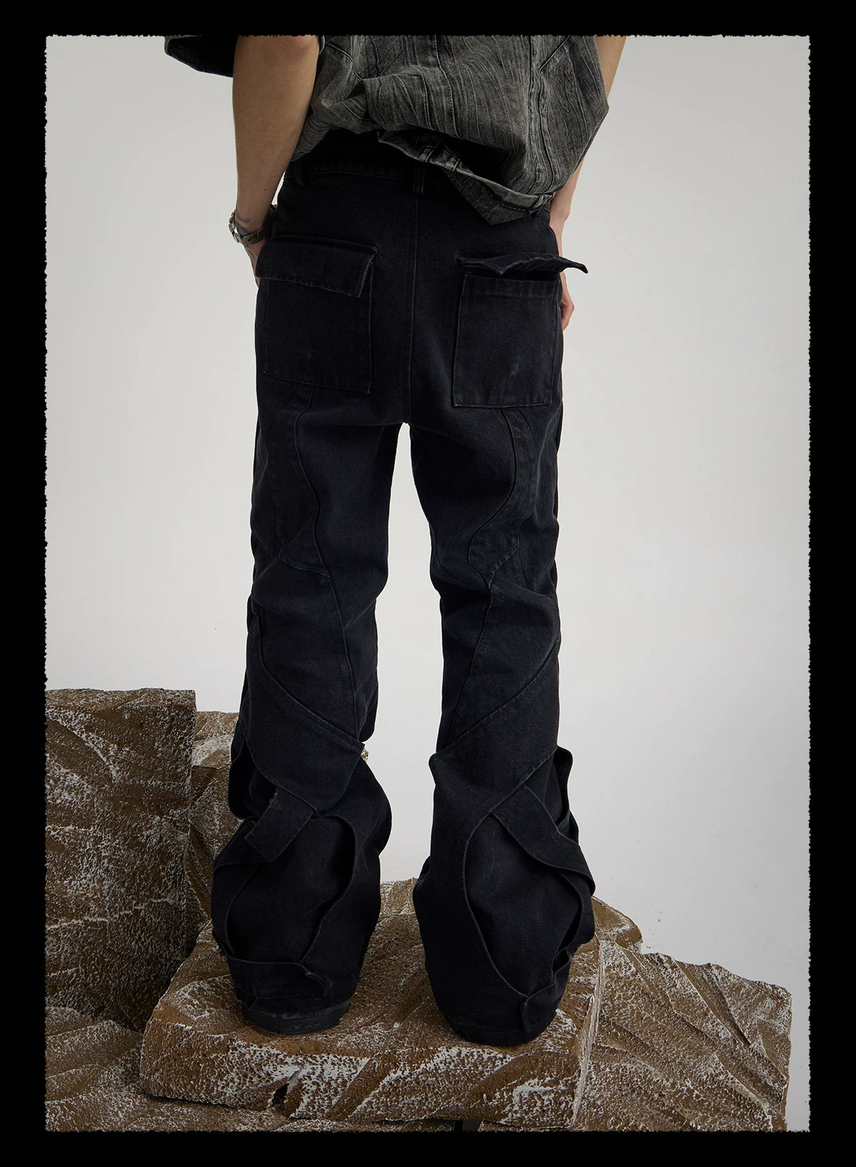 【26s Mar.】Deconstructed Washed Black Denim