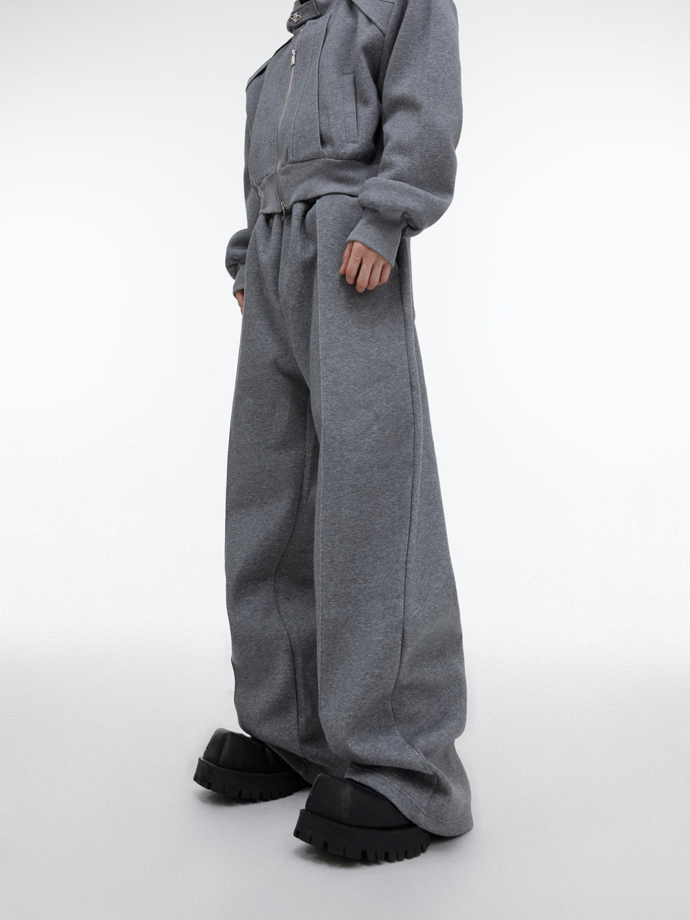 【23s October.】Fine Sparkly Hooded Sweatshirt Set ArtsKoreanMan