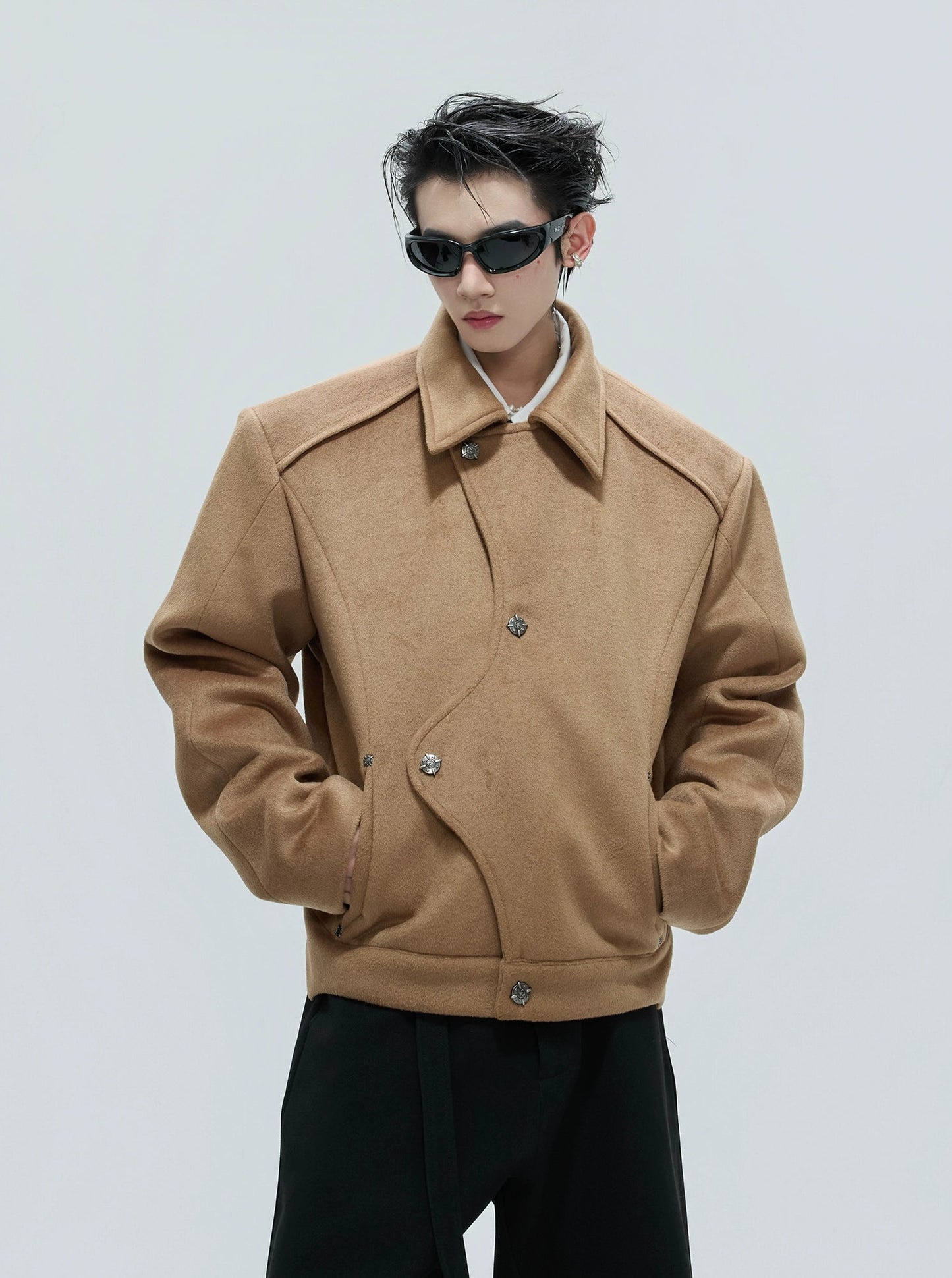 【25s Nov.】Elegant and Luxurious Uniquely Designed Coat