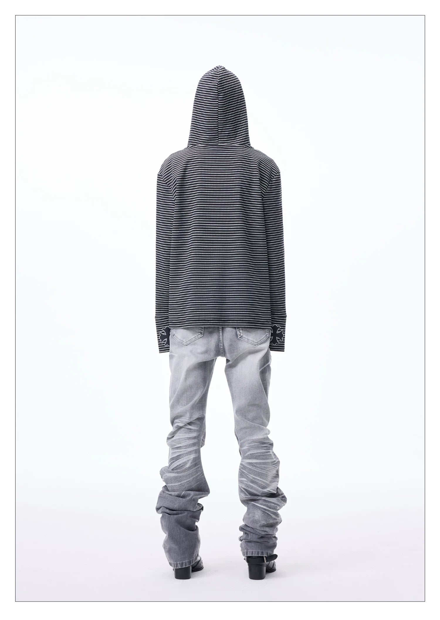 Striped Graphic Cropped Zip Hoodie