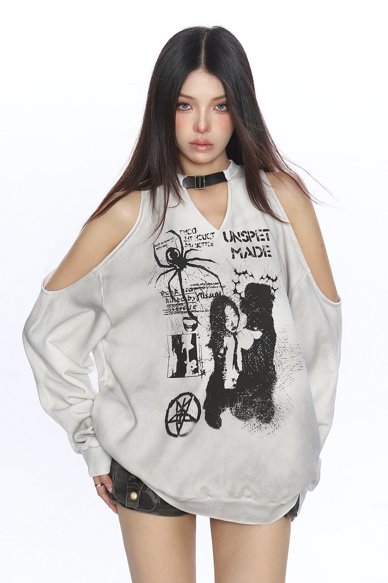 【25s Nov.】Spider Graffiti Off-Shoulder Long-Sleeve Sweatshirt