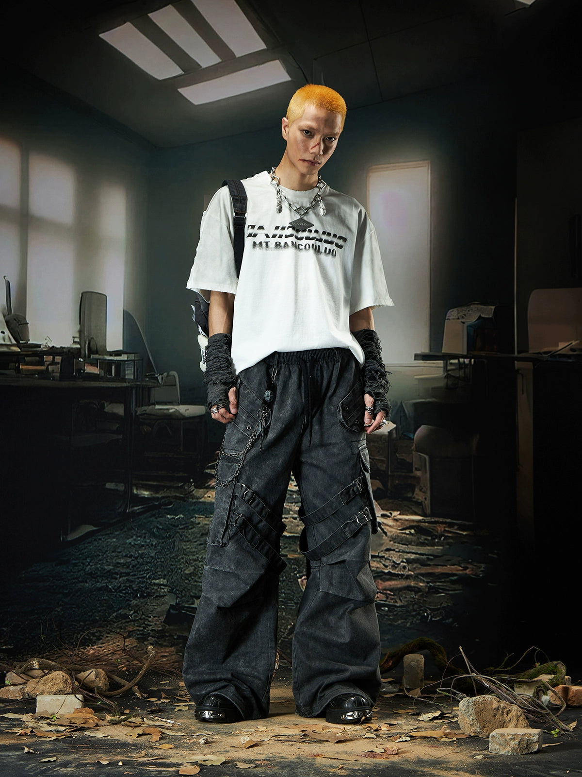 【25s Nov.】Distressed Layered Pleated Multi-pocket Cargo Pants