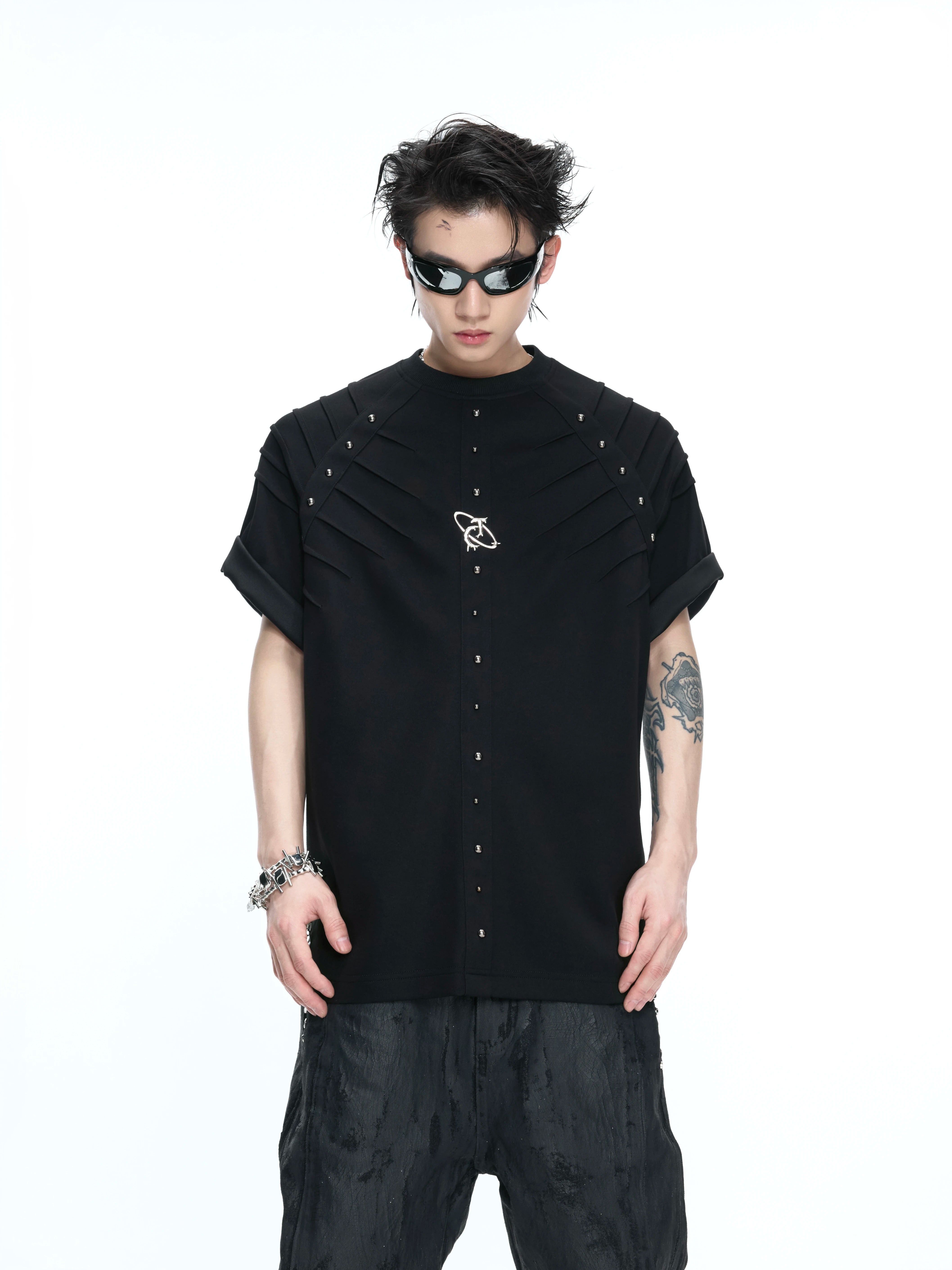 【26s Apr.】Studded Pleated Spine Structure Tee