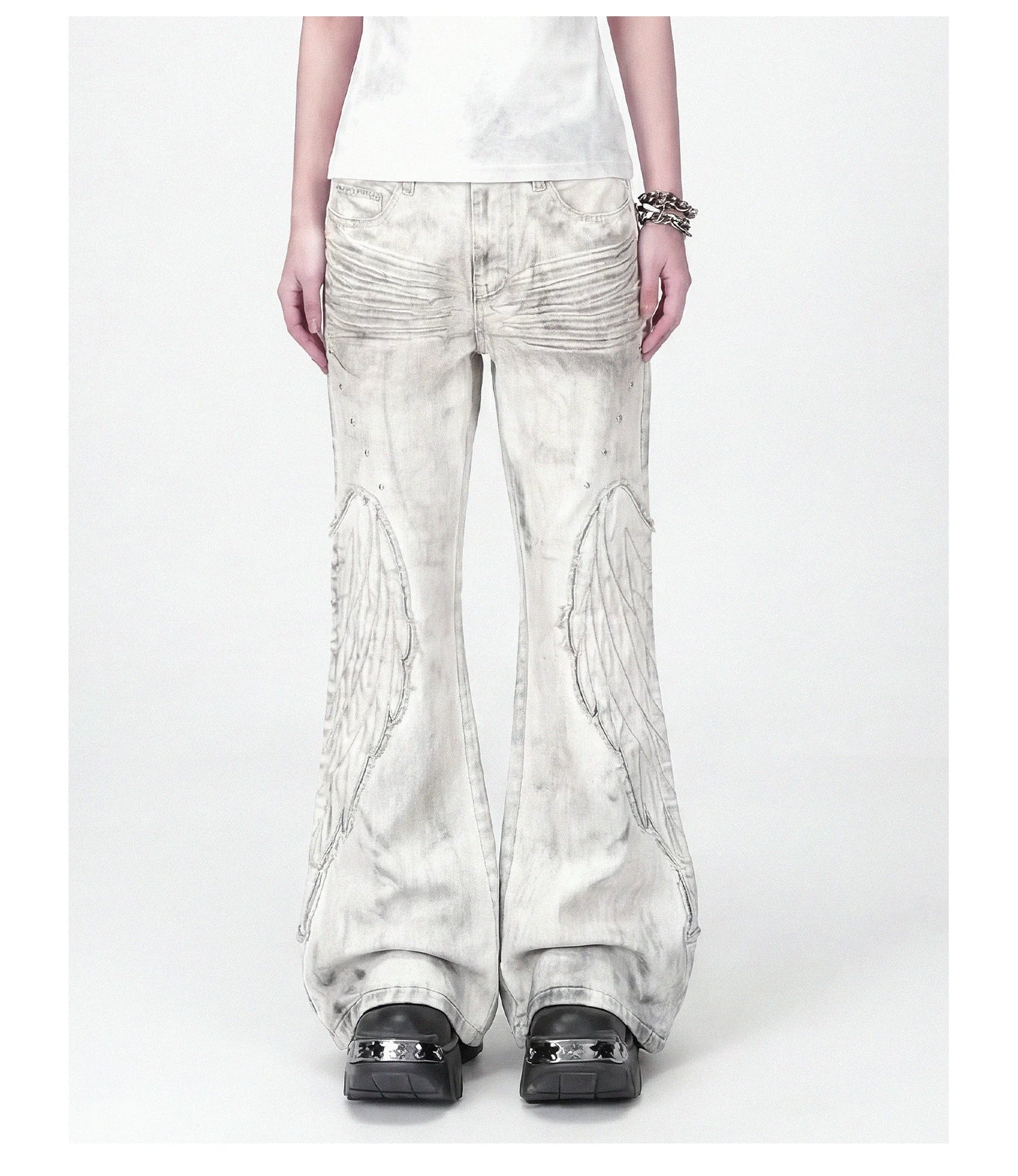 【26s Apr.】Distressed Wing Patch Flared Pants