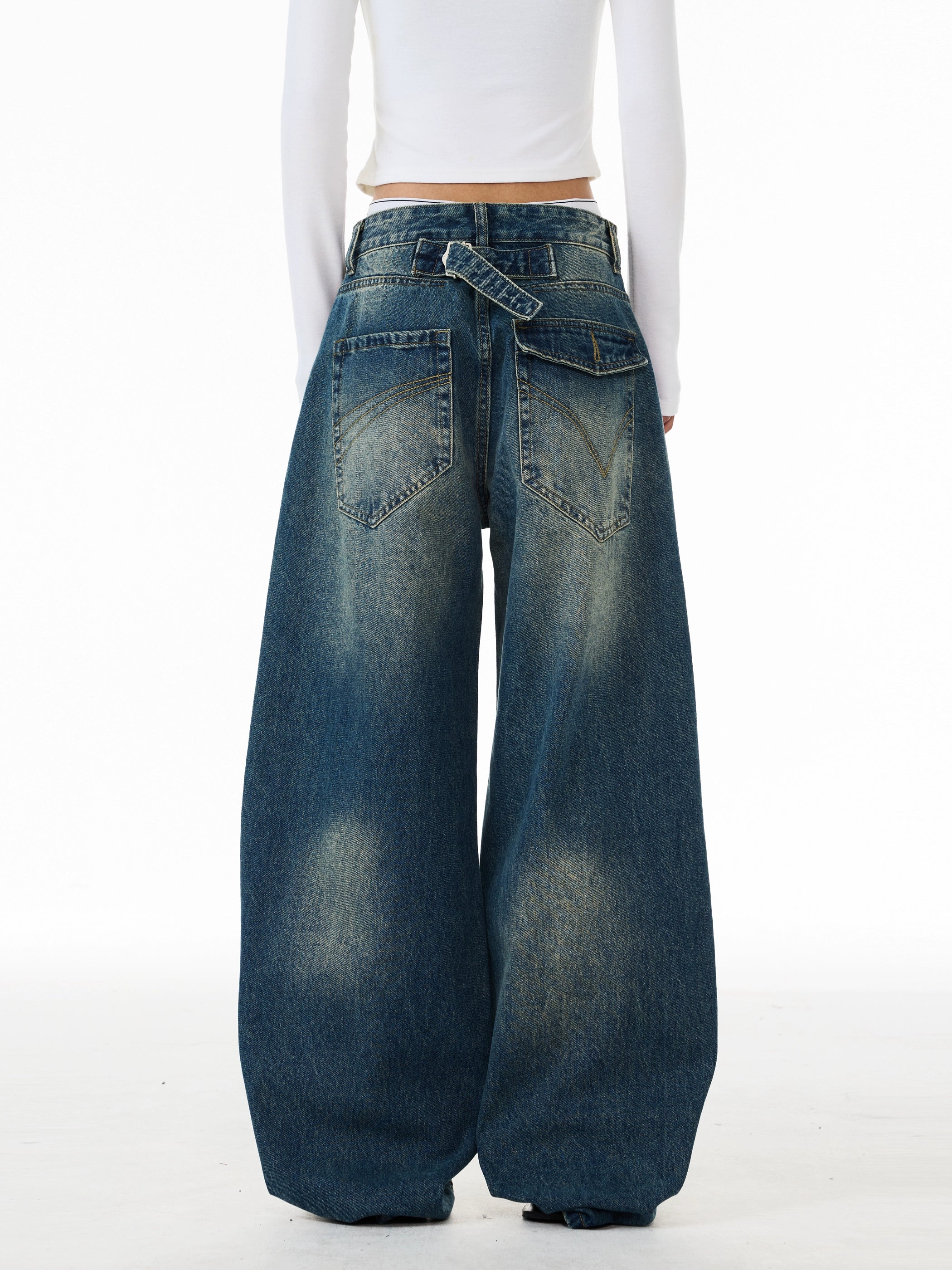 【25s Dec.】Square-studded Washed Denim Jeans