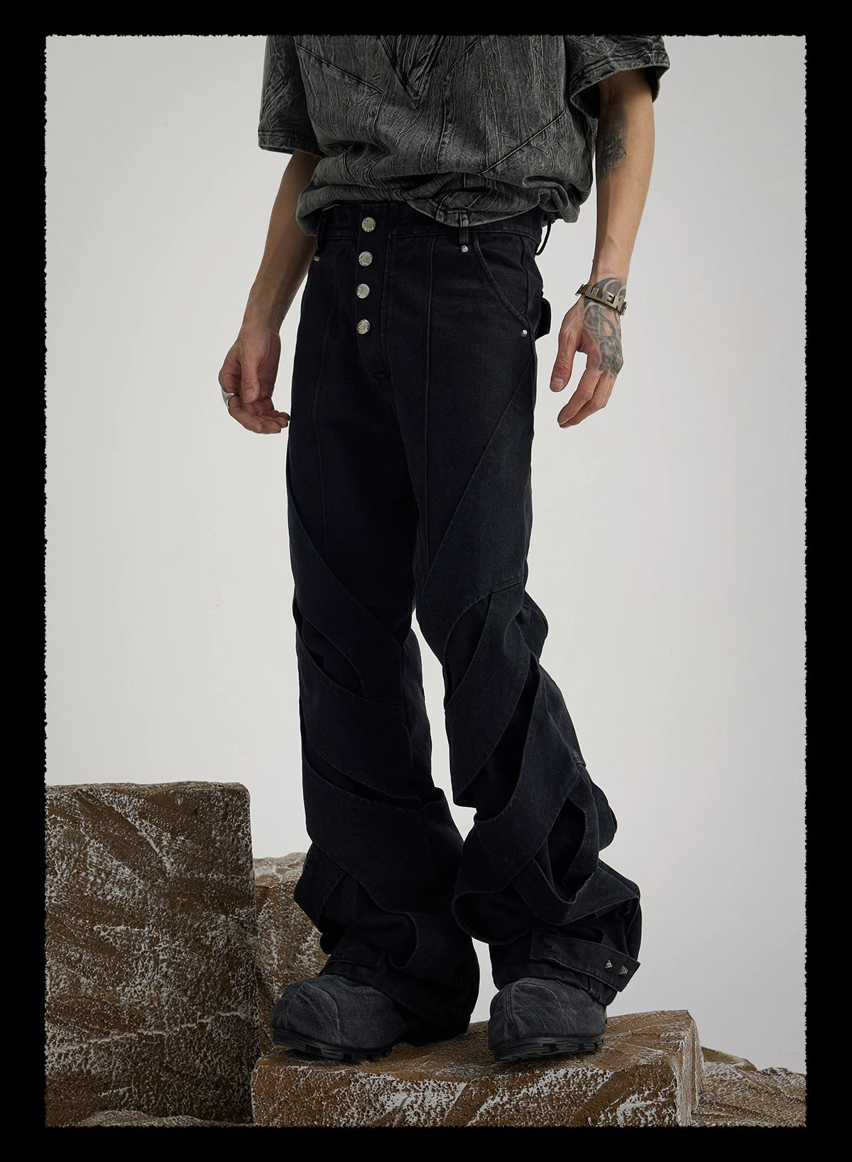 【26s Mar.】Deconstructed Washed Black Denim