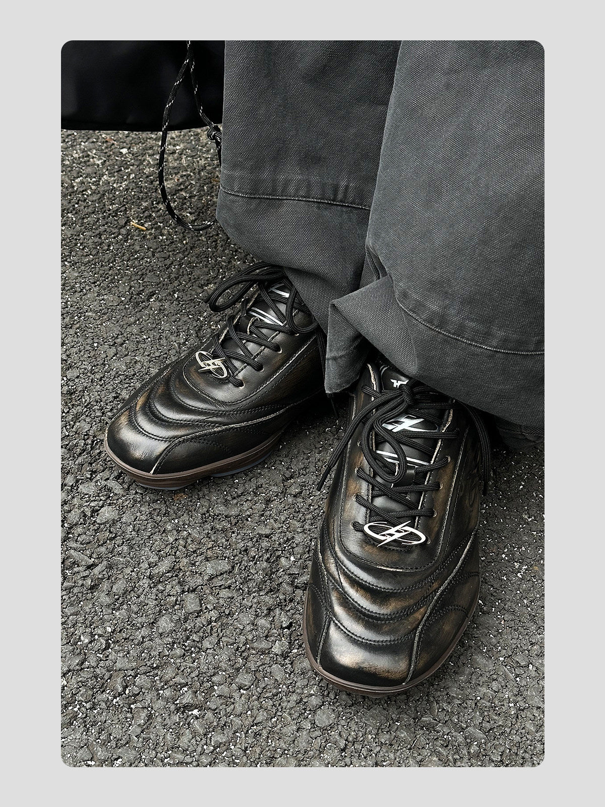 Retro-style Versatile Leather Soccer Shoes