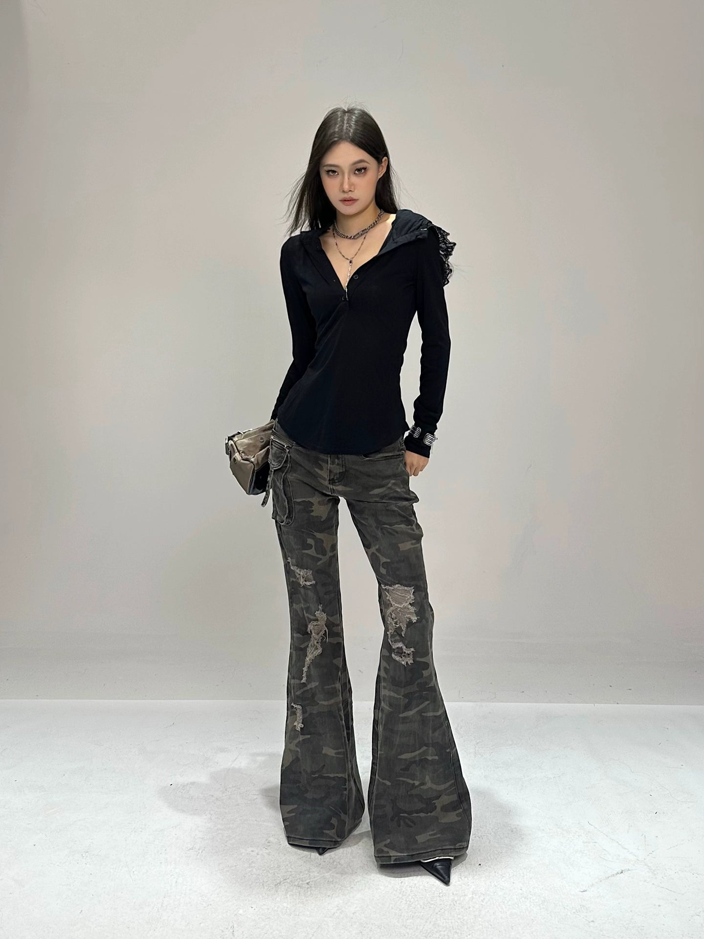 【25s Aug.】Heavy Duty Camouflage Distressed Low Waist Bootcut Jeans