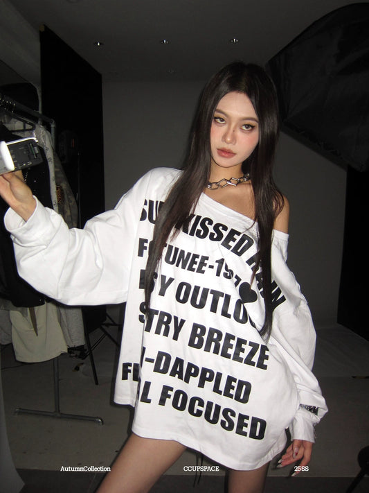 【25s Nov.】Letter Print Off-Shoulder Long-Sleeve Sweatshirt