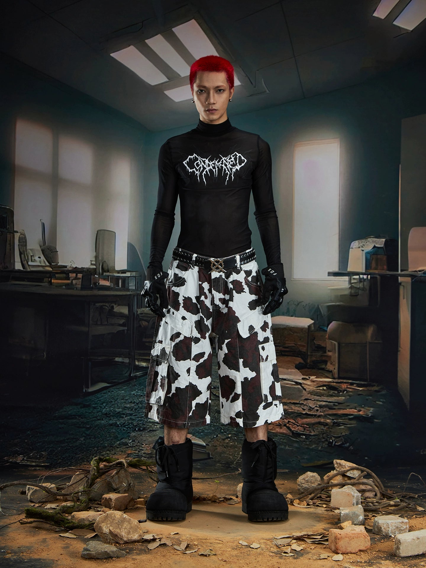 【25s Aug.】Deconstructed Patchwork Cargo Cow-Print Cropped Pants