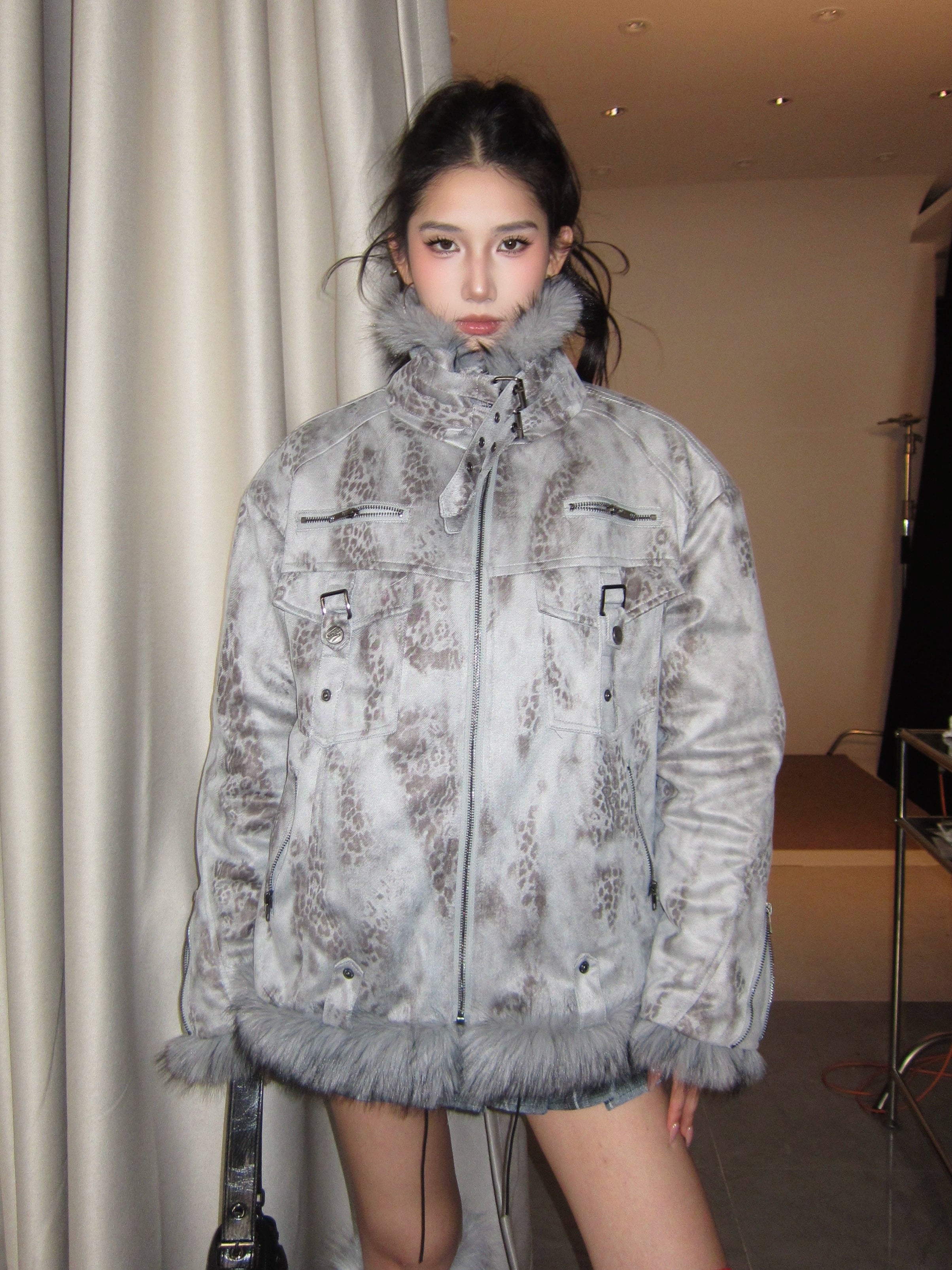 【25s Dec.】Leopard Print Patchwork Plush Turtleneck Jacket
