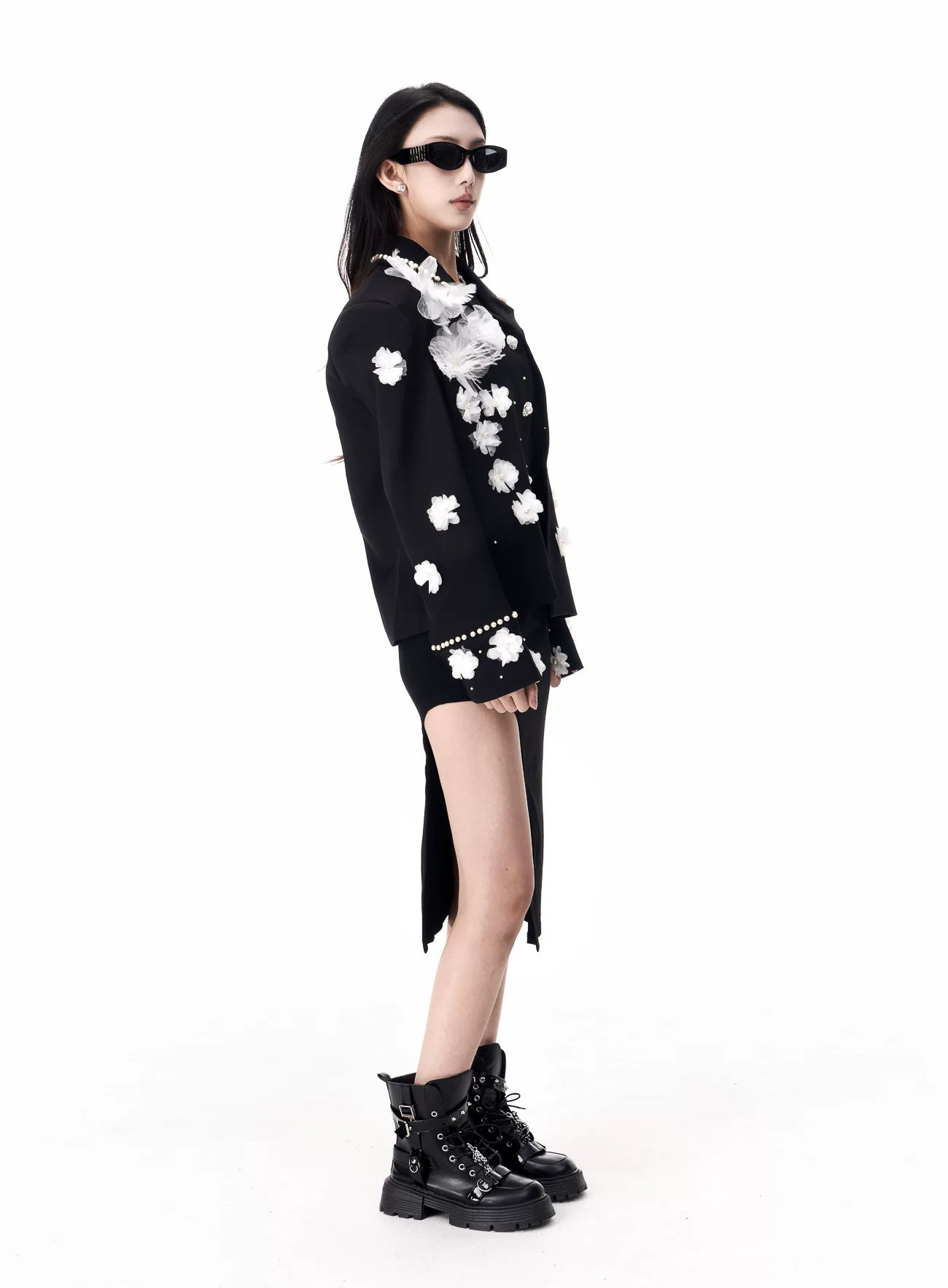 【26s Feb.】Couture 3D Floral Structured Shoulder Cropped Jacket / Pants
