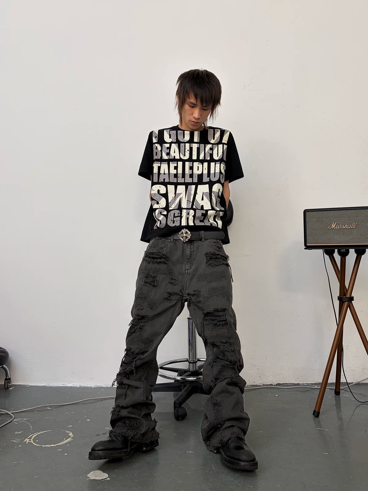 Distressed Raw Hem Slim Straight Jeans