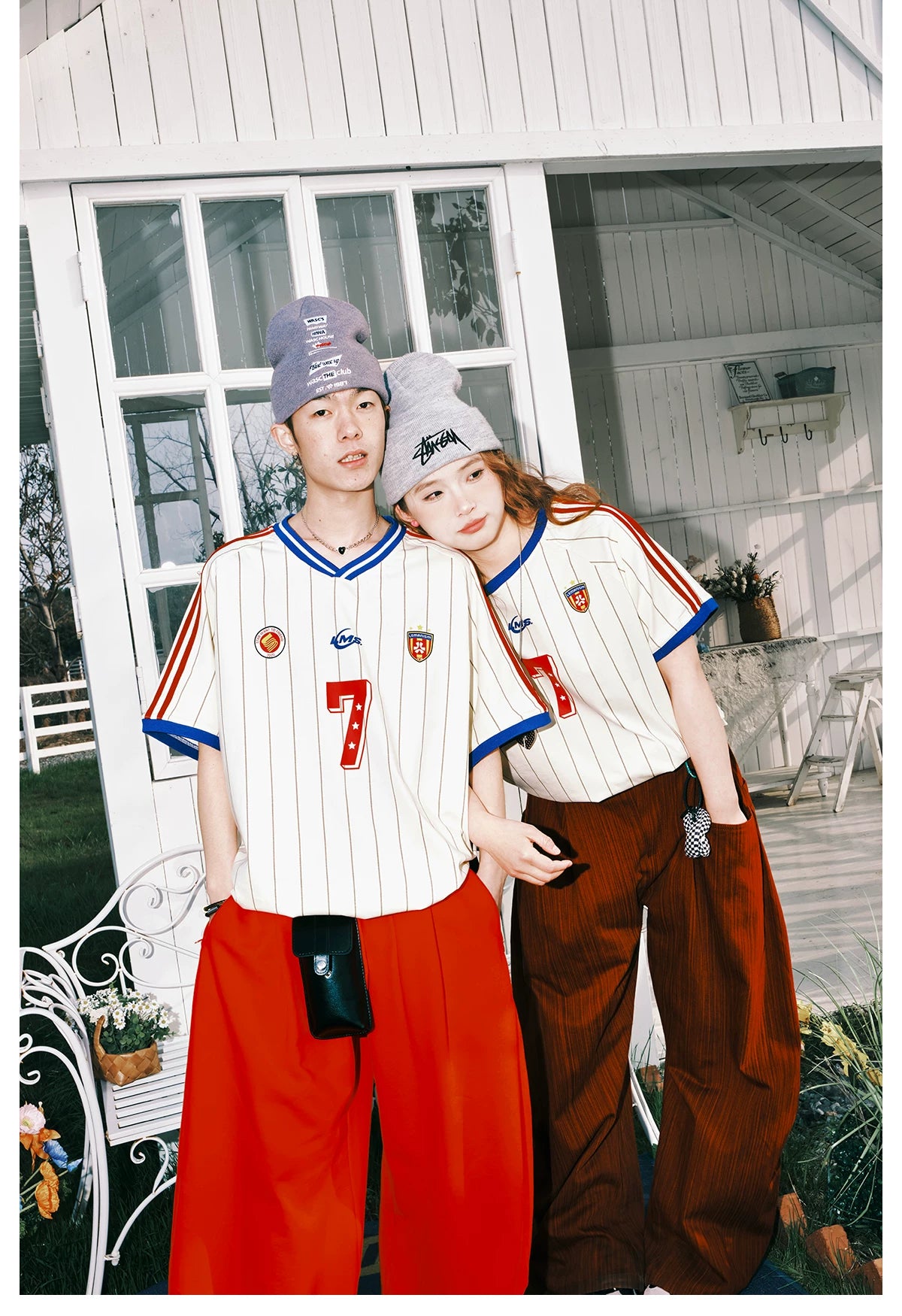 Contrast V-Neck Sports Jersey Tee