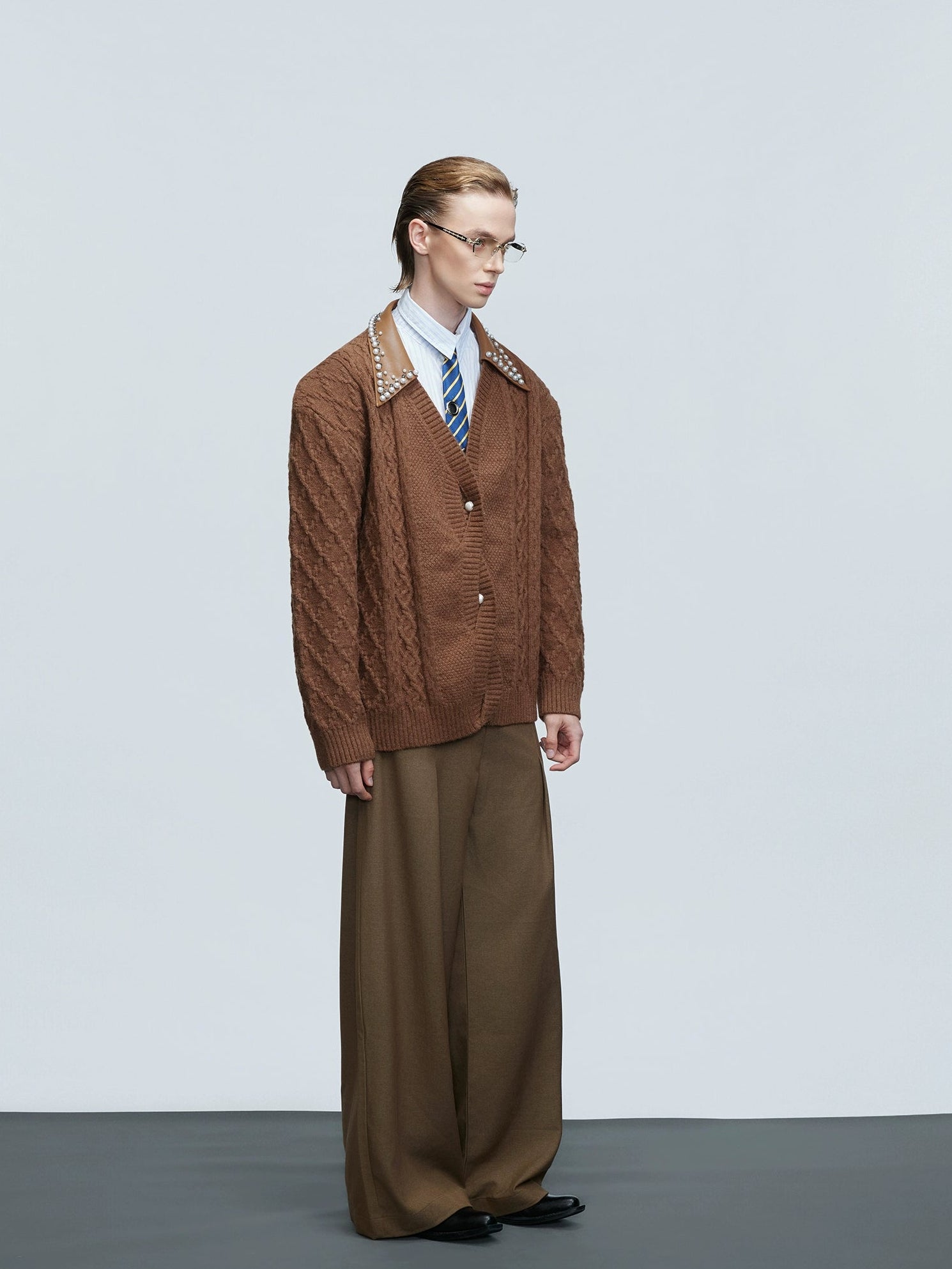 【25s Nov.】Elegant and Luxurious Vintage Handmade Pearl Sweater