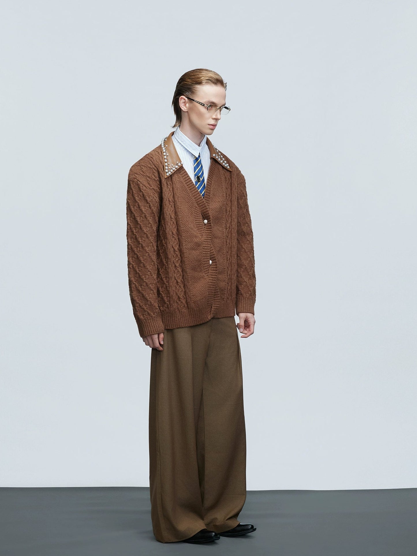 【25s Nov.】Elegant and Luxurious Vintage Handmade Pearl Sweater