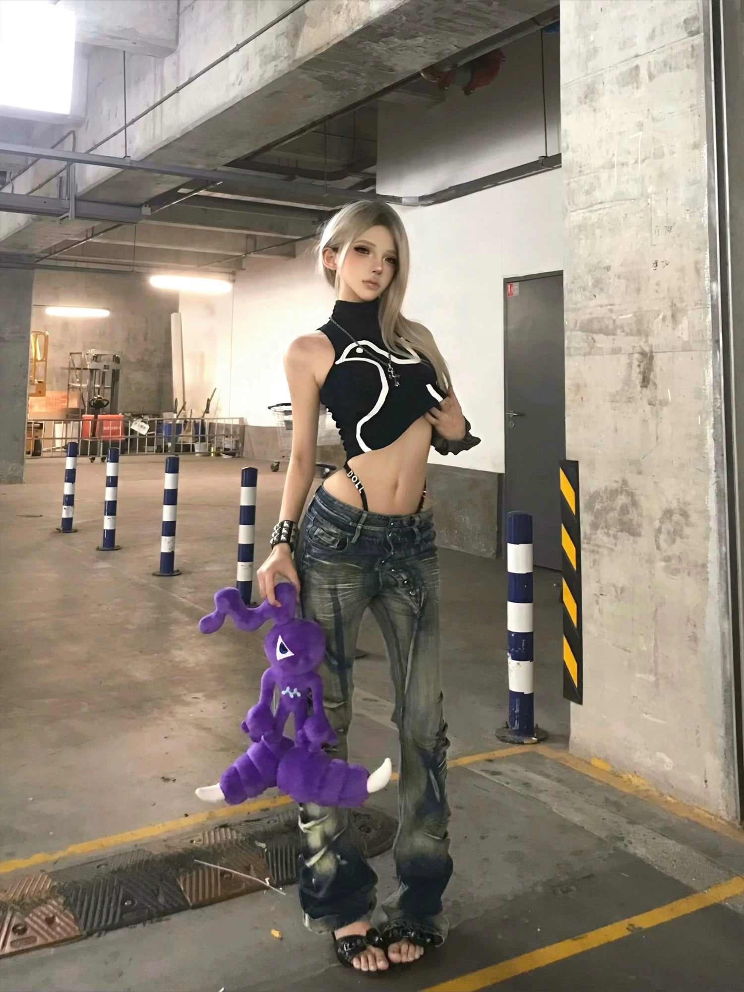 【26s Jan.】Blade-Washed Curved Fit Stretch Denim Jeans