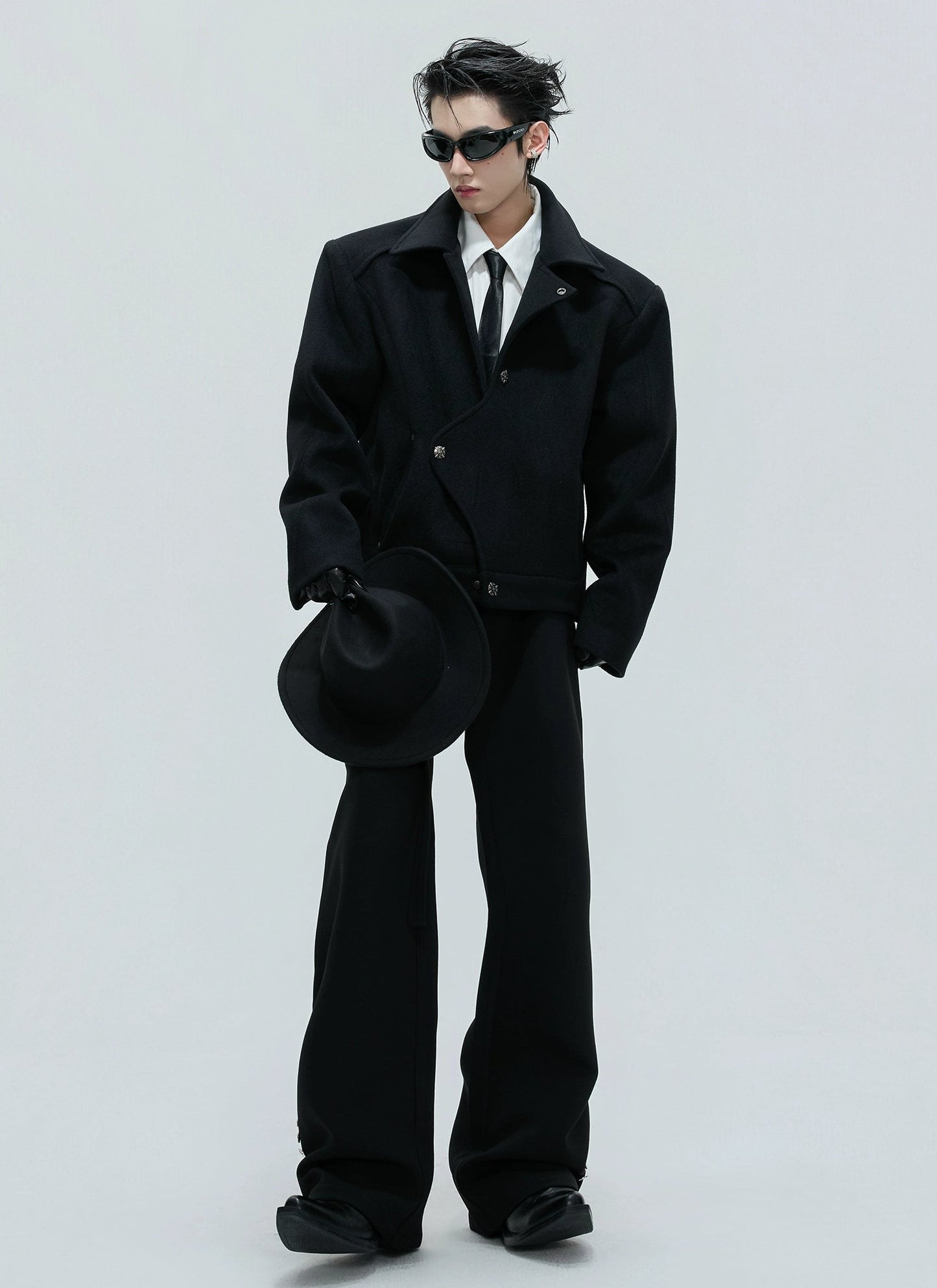【25s Nov.】Elegant and Luxurious Uniquely Designed Coat