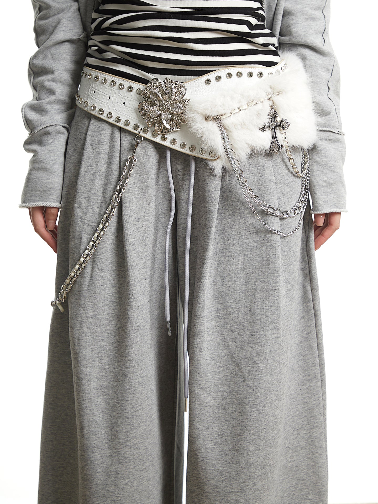 Versatile Irregular Chain Furry Belt