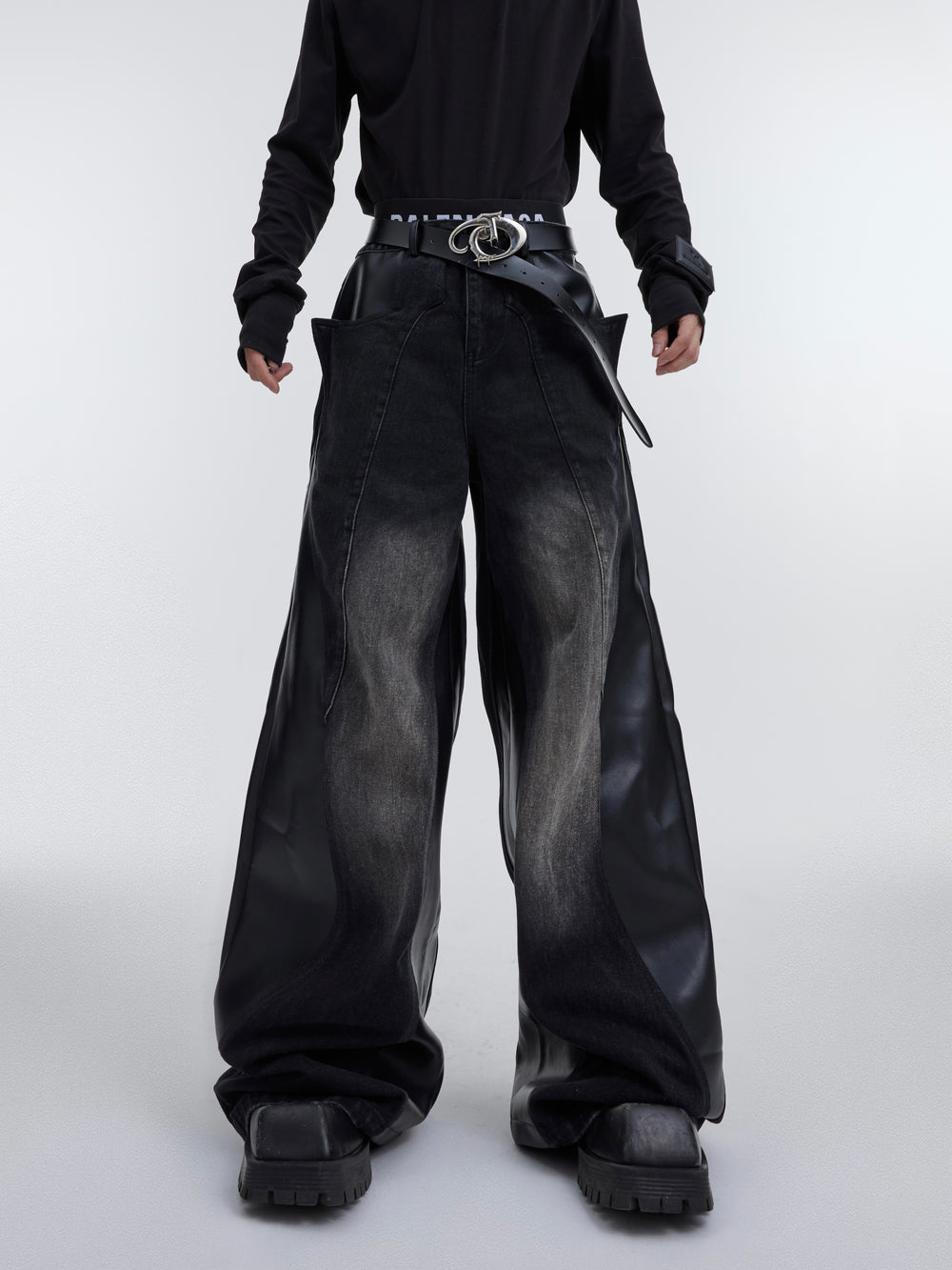 【23s October.】Washed Patchwork Contrasting Jeans ArtsKoreanMan