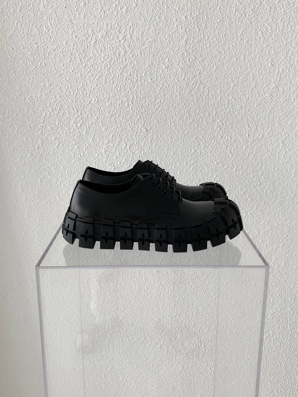 【New】Toothed Leather Shoes ArtsKoreanMan