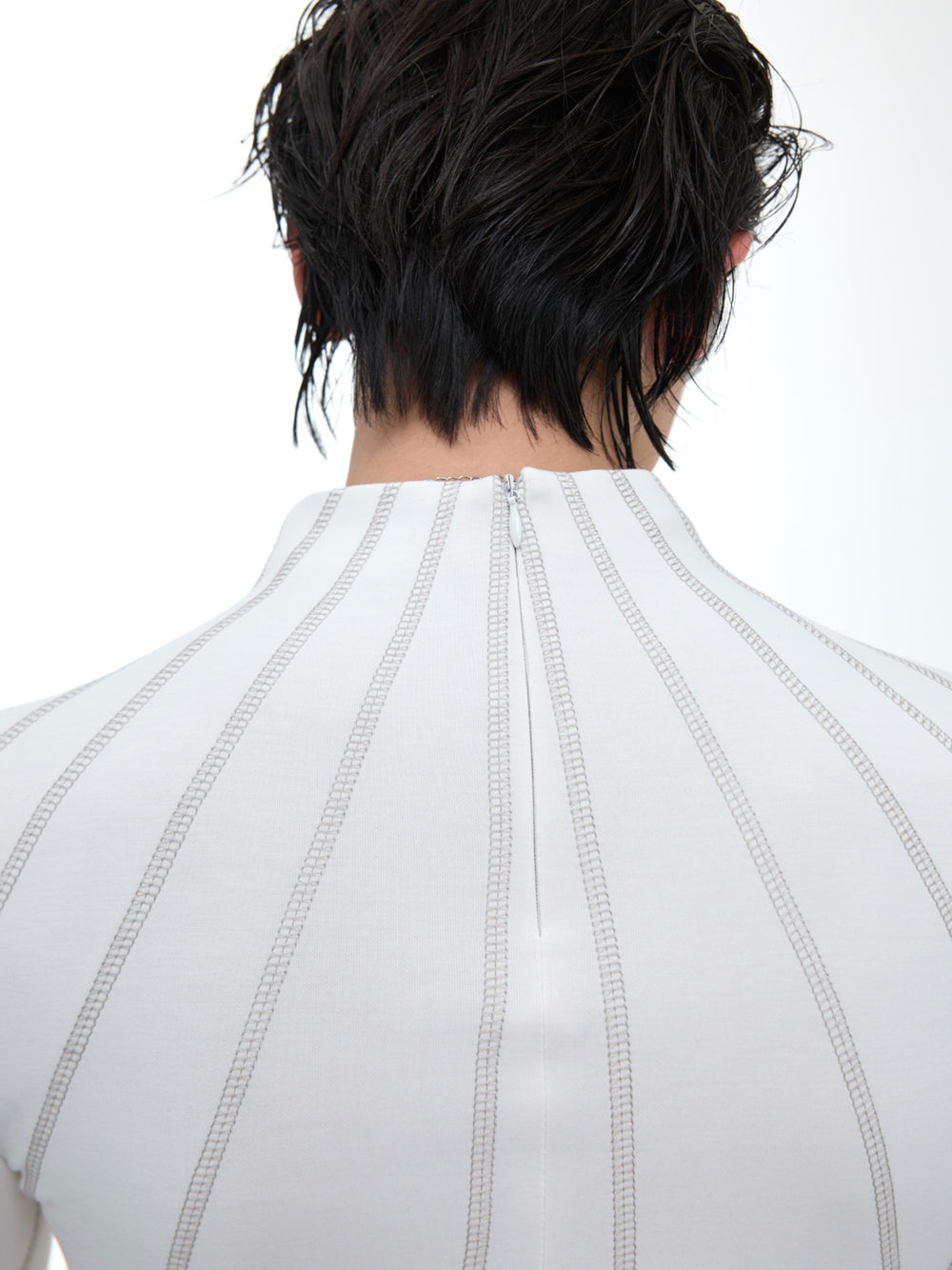 【24s Oct.】Topstitched Metallic Trim Slim-fit Turtleneck Top ArtsKoreanMan