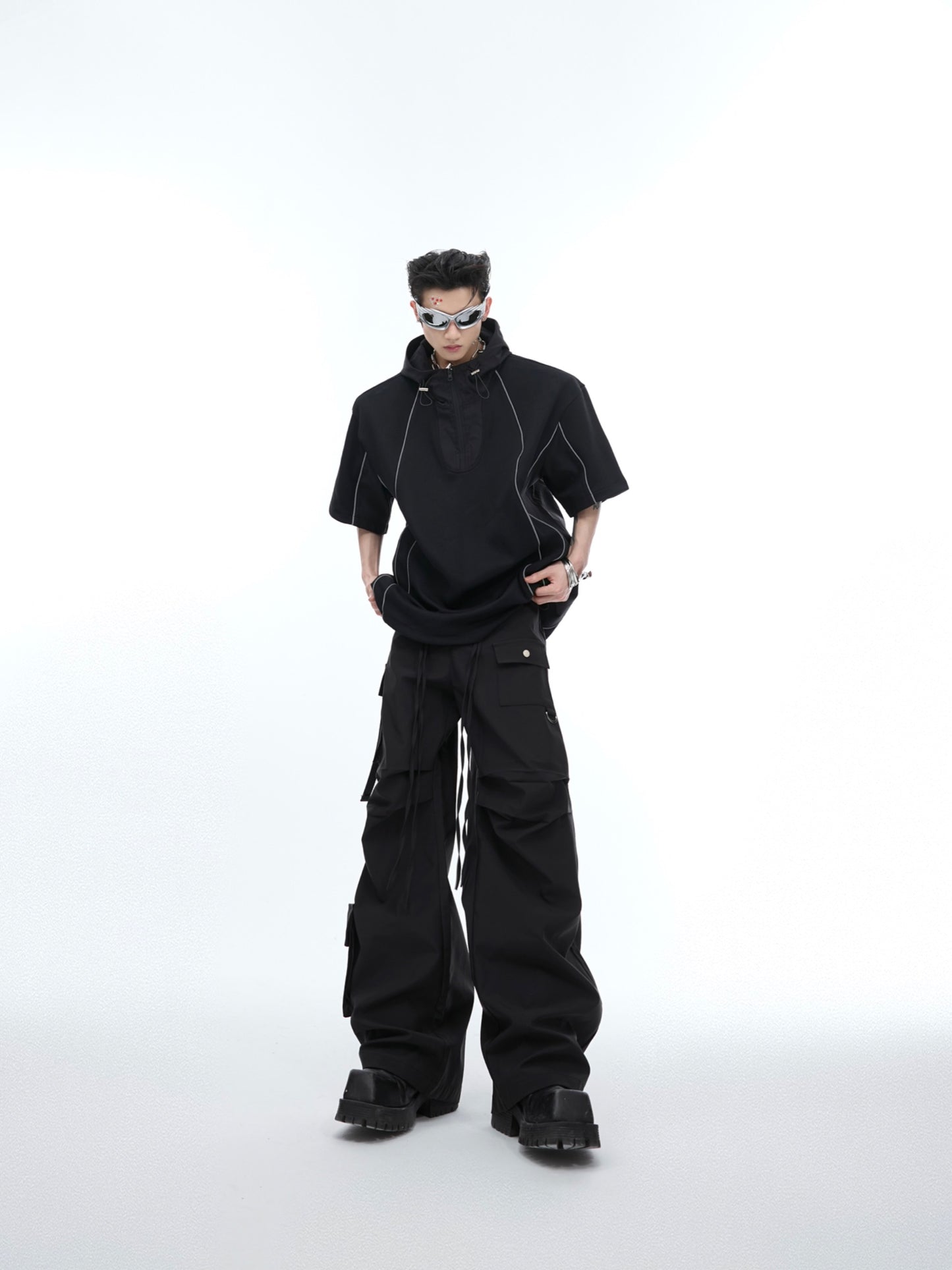 【24s June.】Deconstructed Patchwork Hooded T-shirt + Cargo Pants Suit