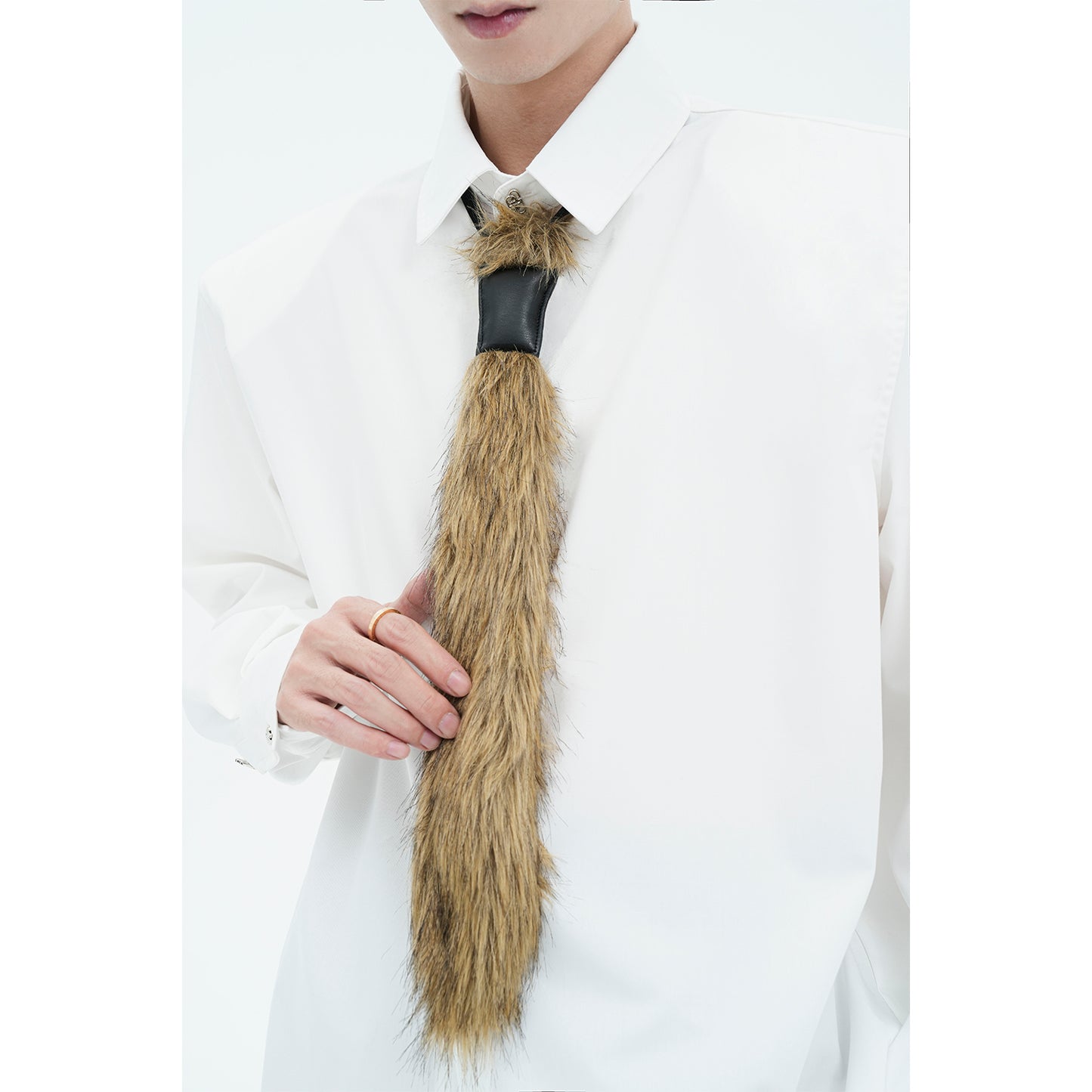 Retro Eco-friendly Fur Bow Tie