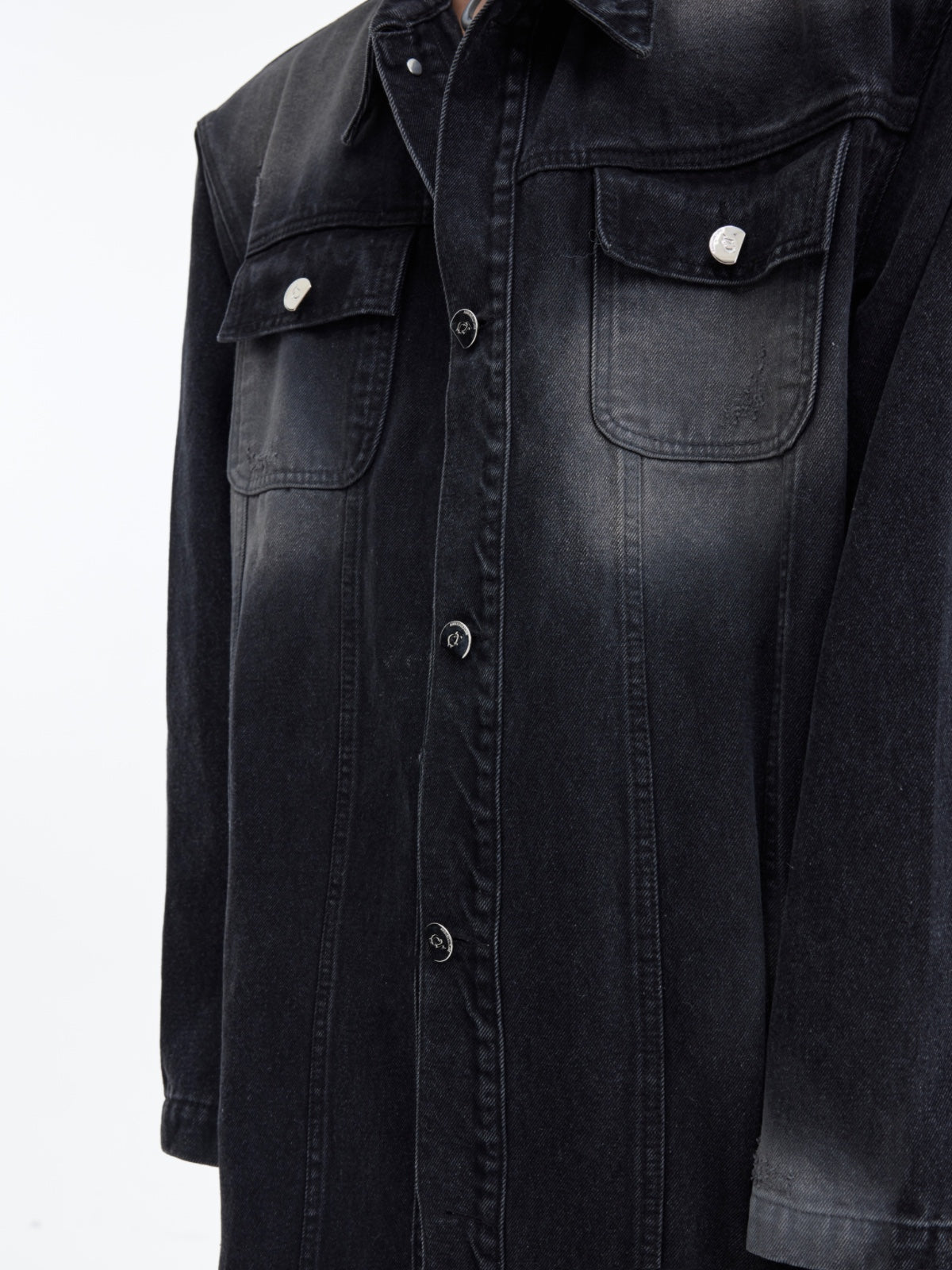 【23s November.】Distressed Washed Silhouette Long Denim Jacket