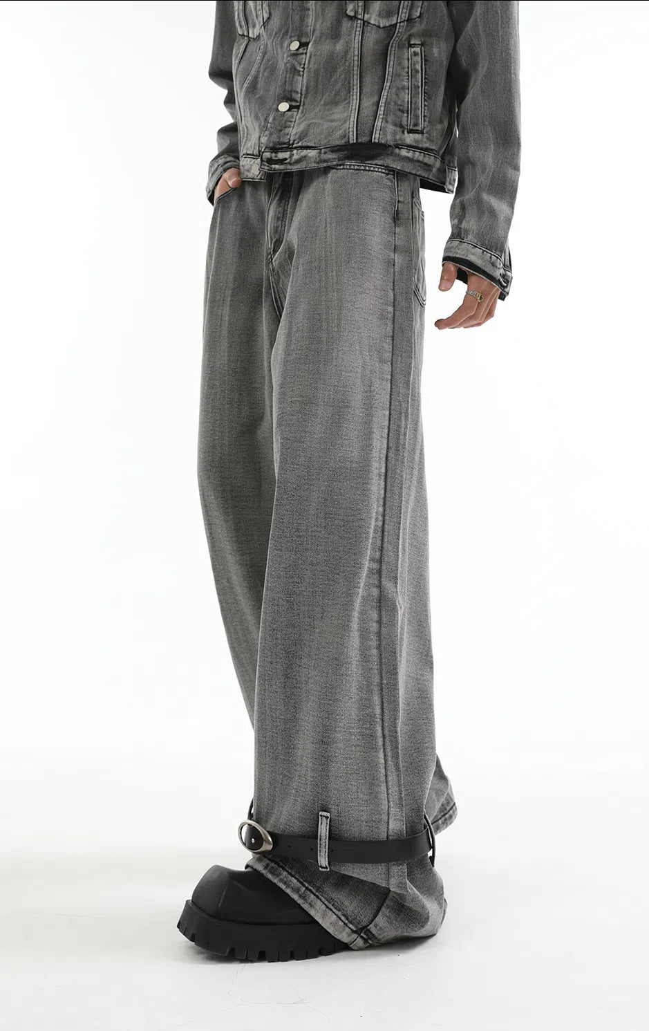 【24s Aug.】Heavy Distressed Belt-decorated Denim Suit ArtsKoreanMan