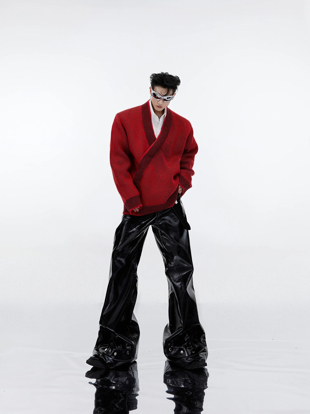 【23s September.】V-Neck Diagonal Stripe Knit Sweater ArtsKoreanMan