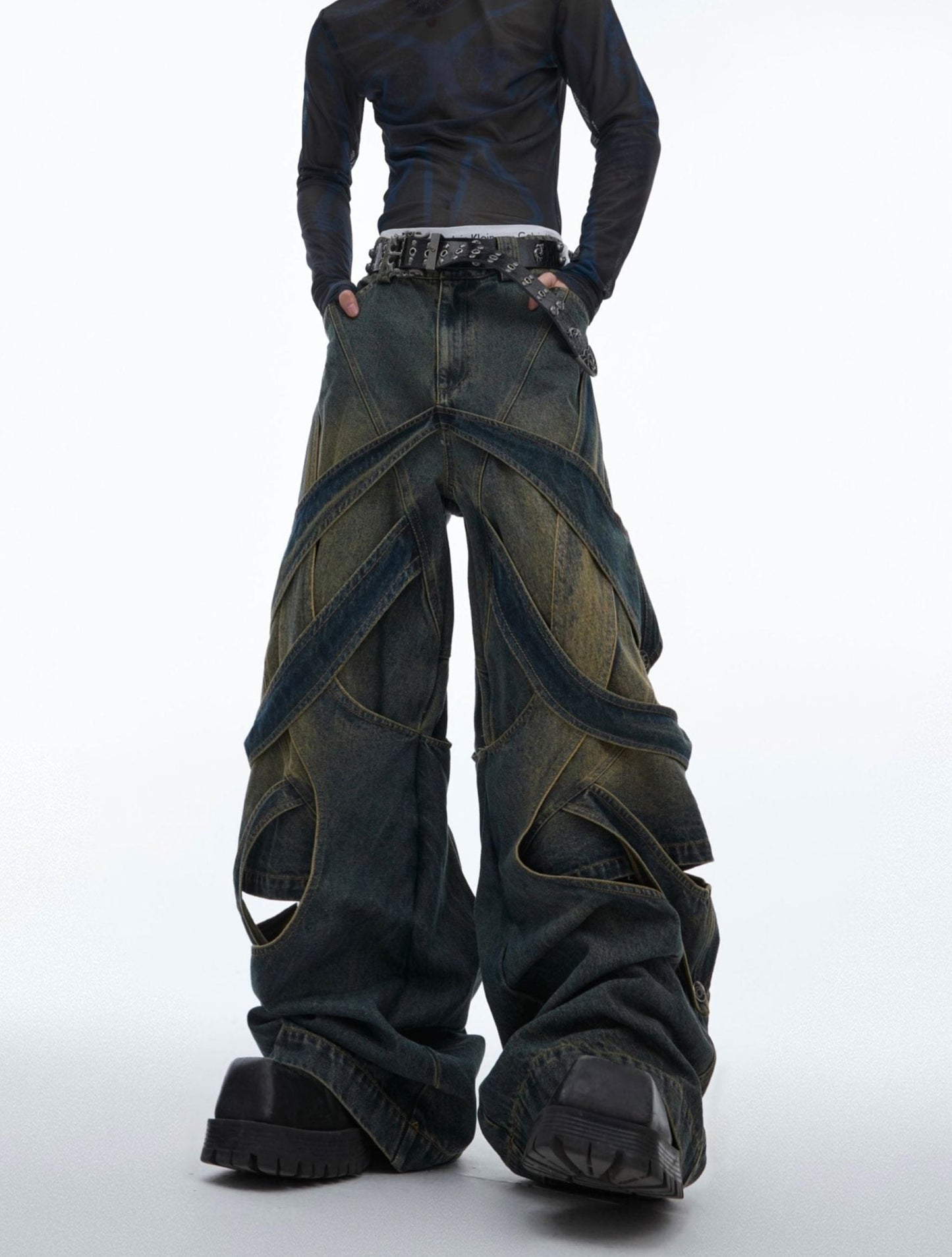 【24s Aug.】3D Wrapped Distressed Washed Hollow Jeans