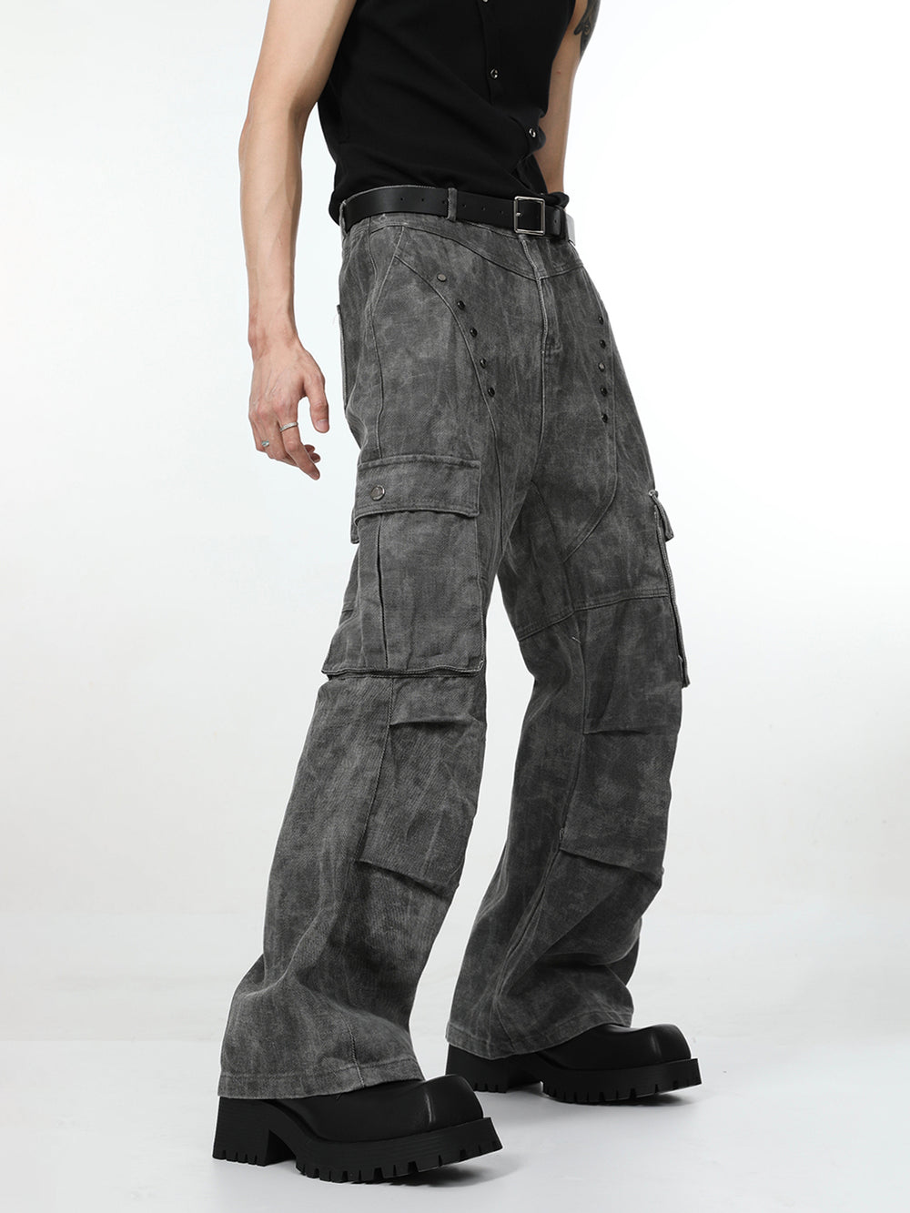 【24s Nov.】Pleated Rivet Vibe Pocket Cargo Jeans ArtsKoreanMan