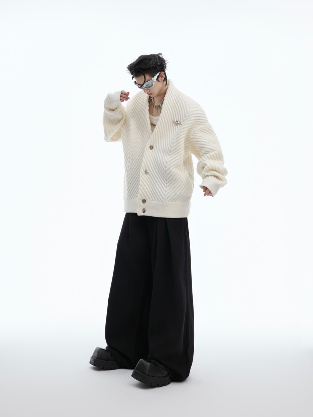 【24s Oct.】Metal Button Large V-neck Loose Knit Sweater ArtsKoreanMan