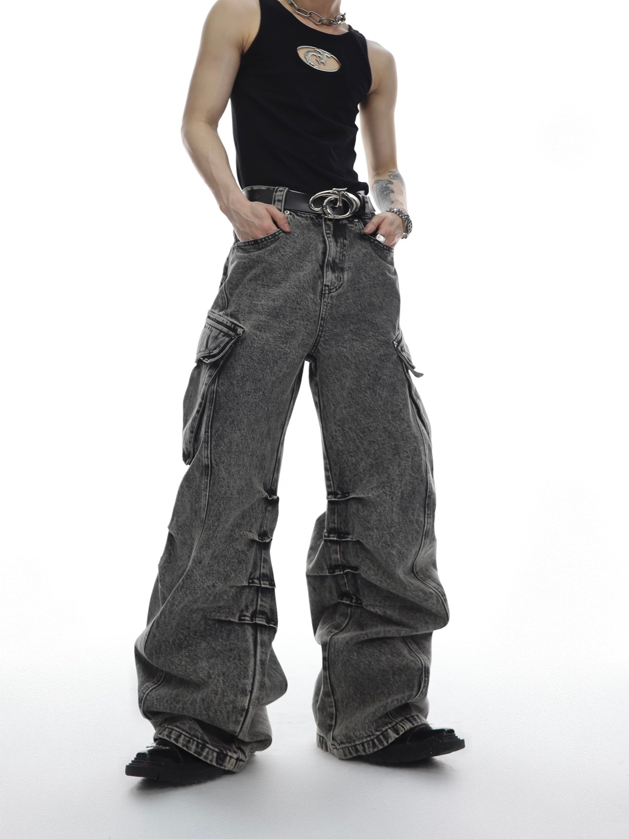 【23s May.】Huge Pocket Wrinkled Jeans
