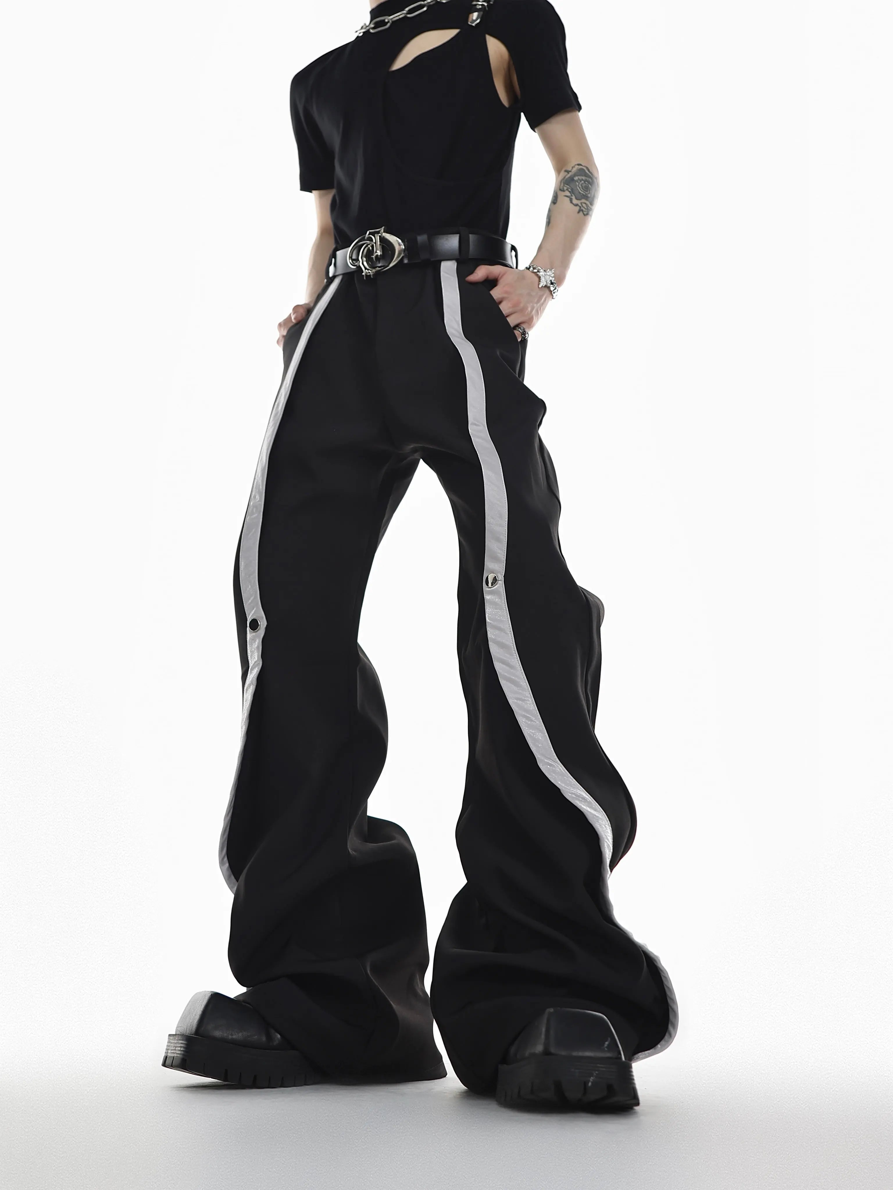 Elevate Your Style: Vertical Line Trousers for a Sleek Look ...