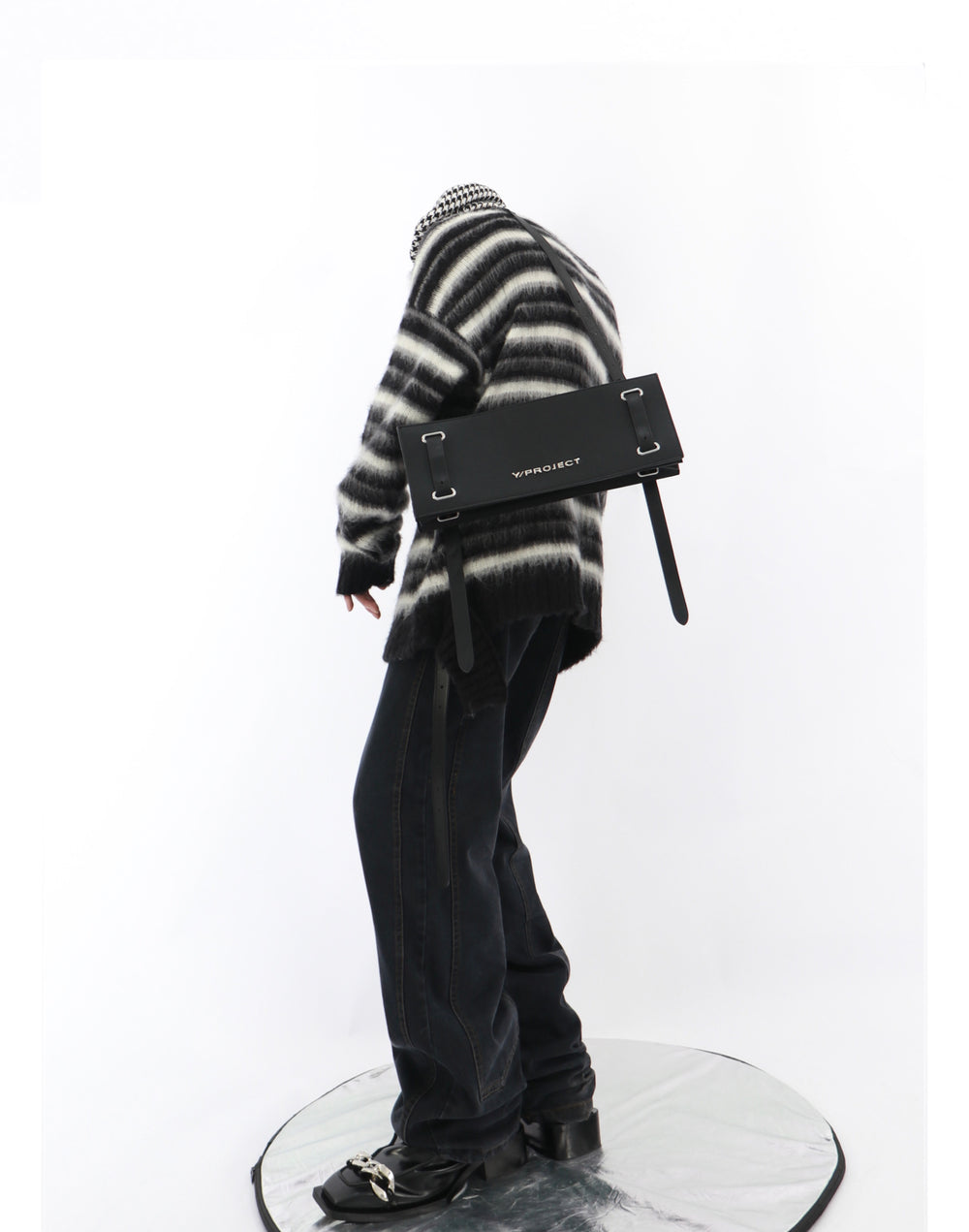 Black and White Striped Crew Neck Sweater ArtsKoreanMan