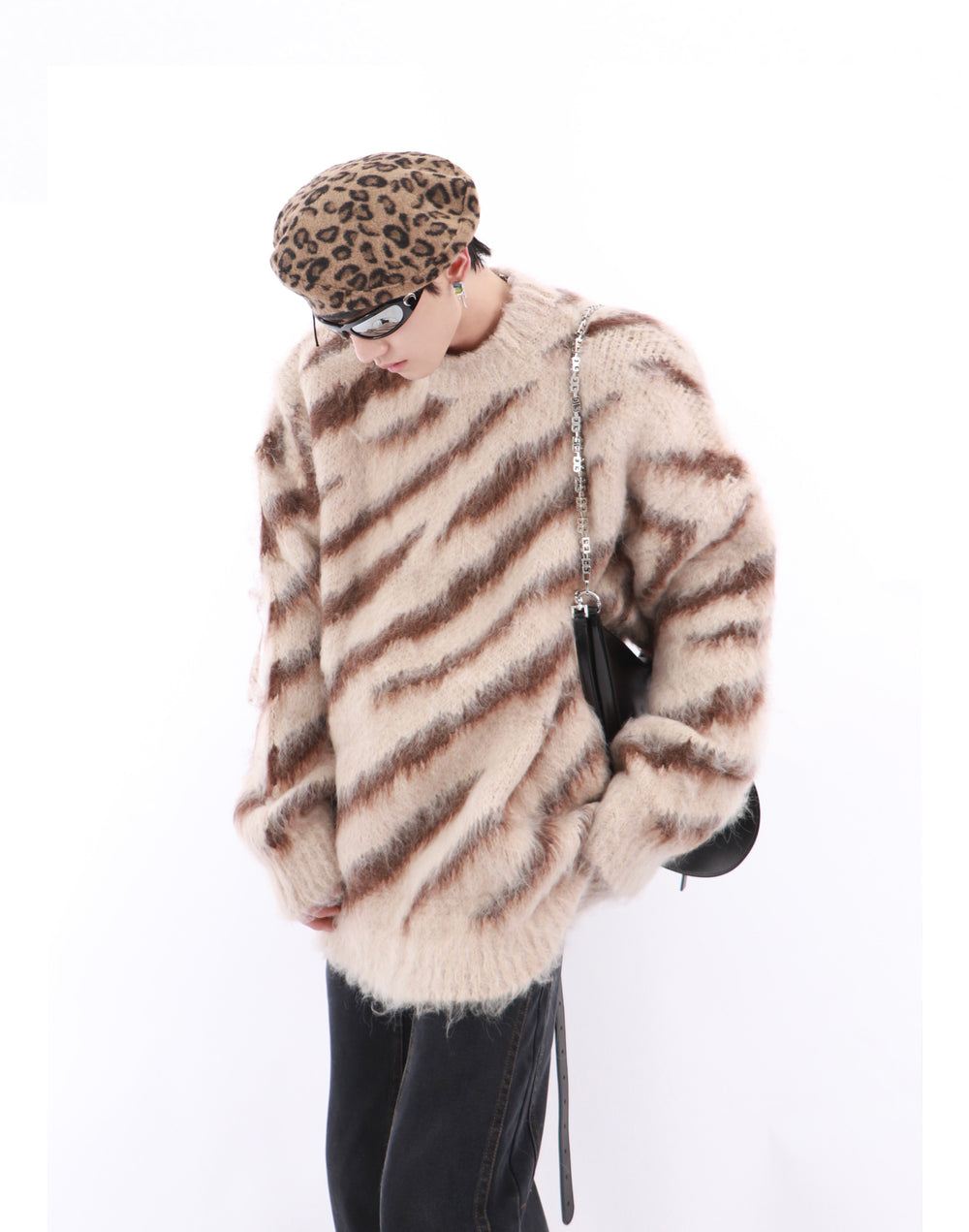 Irregular Contrast Color Crew Neck Sweater ArtsKoreanMan