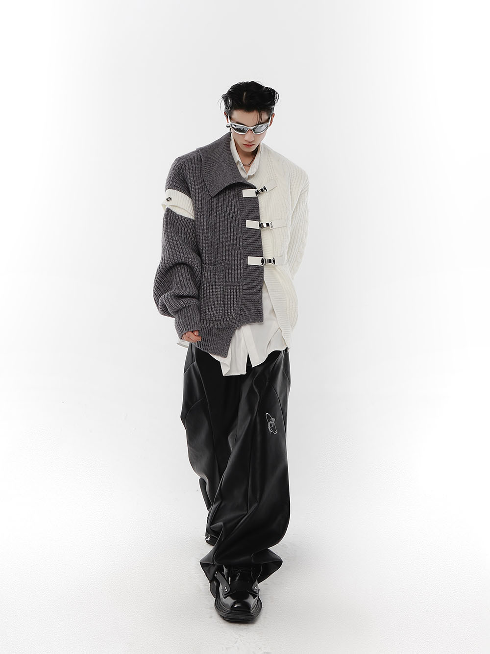 Black and White Paneled Sweater ArtsKoreanMan