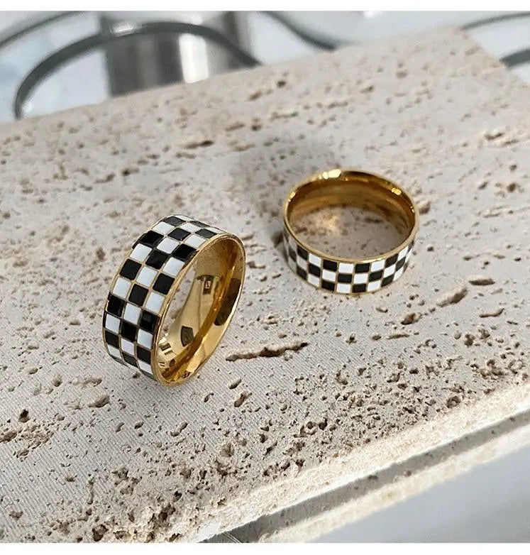 Checkerboard Ring ArtsKoreanMan