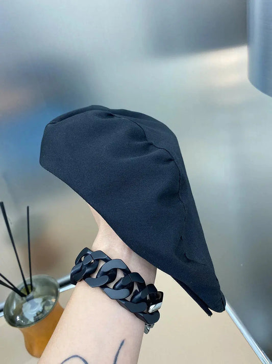 Classic Black Beret ArtsKoreanMan