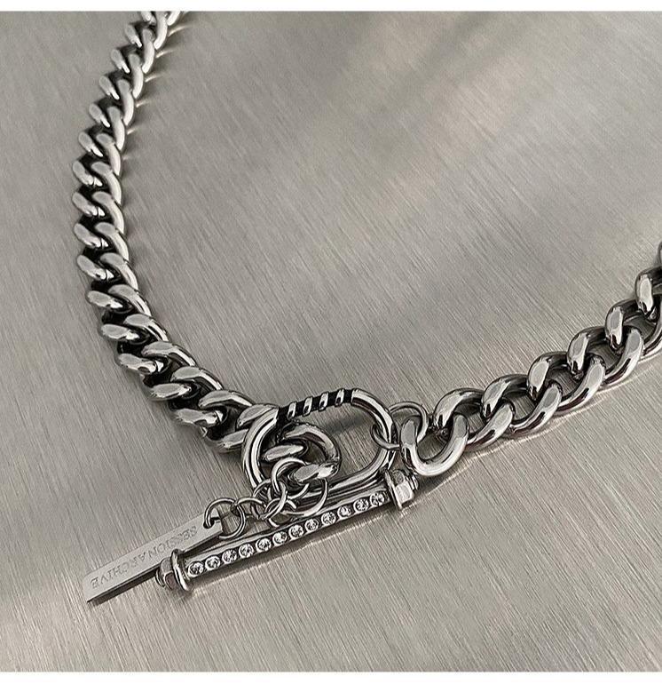 Cuban Chain Ot Buckle Necklace