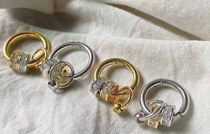 Diamond-Studded Earrings ArtsKoreanMan