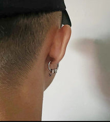 Diamond-Studded Earrings ArtsKoreanMan