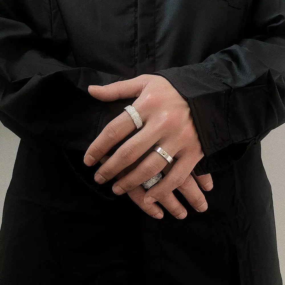 Diamond-Studded Ring ArtsKoreanMan