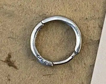 Plain Silver Narrow Earrings ArtsKoreanMan