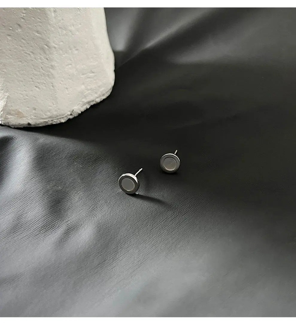 Shell Stud Earrings ArtsKoreanMan