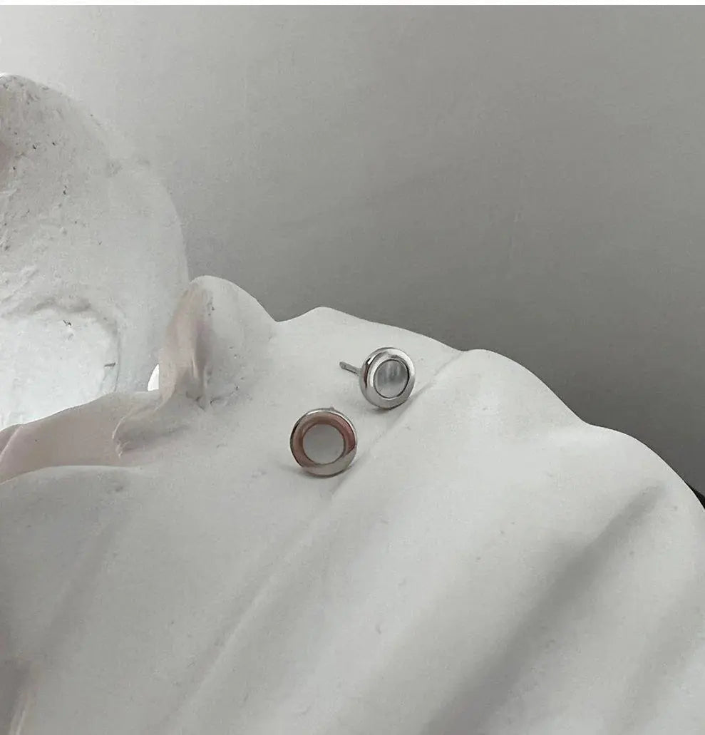 Shell Stud Earrings ArtsKoreanMan