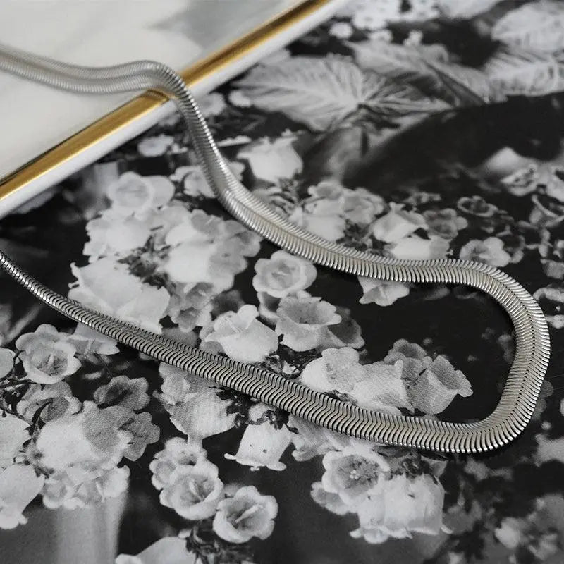 Smooth Flat Chain Necklace ArtsKoreanMan