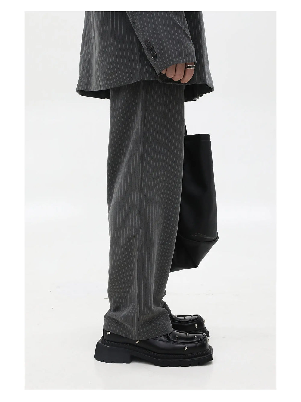 Skull Embellished Leather Shoes ArtsKoreanMan